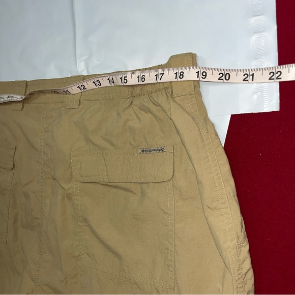 ExOfficio TAN PANTS womens XL 18 Insect Shield Zip Off Leg STRETCHY waist cargo - Picture 16 of 16